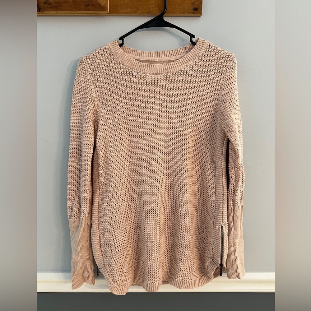 Knit Sweater Women’s Small Side Zip Light Pink Cream